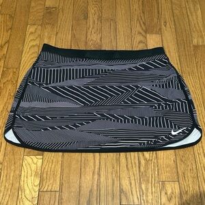 Nike Dri-Fit Golf Activewear Skort Womens XL Black Elastic Waist Pull On Stretch